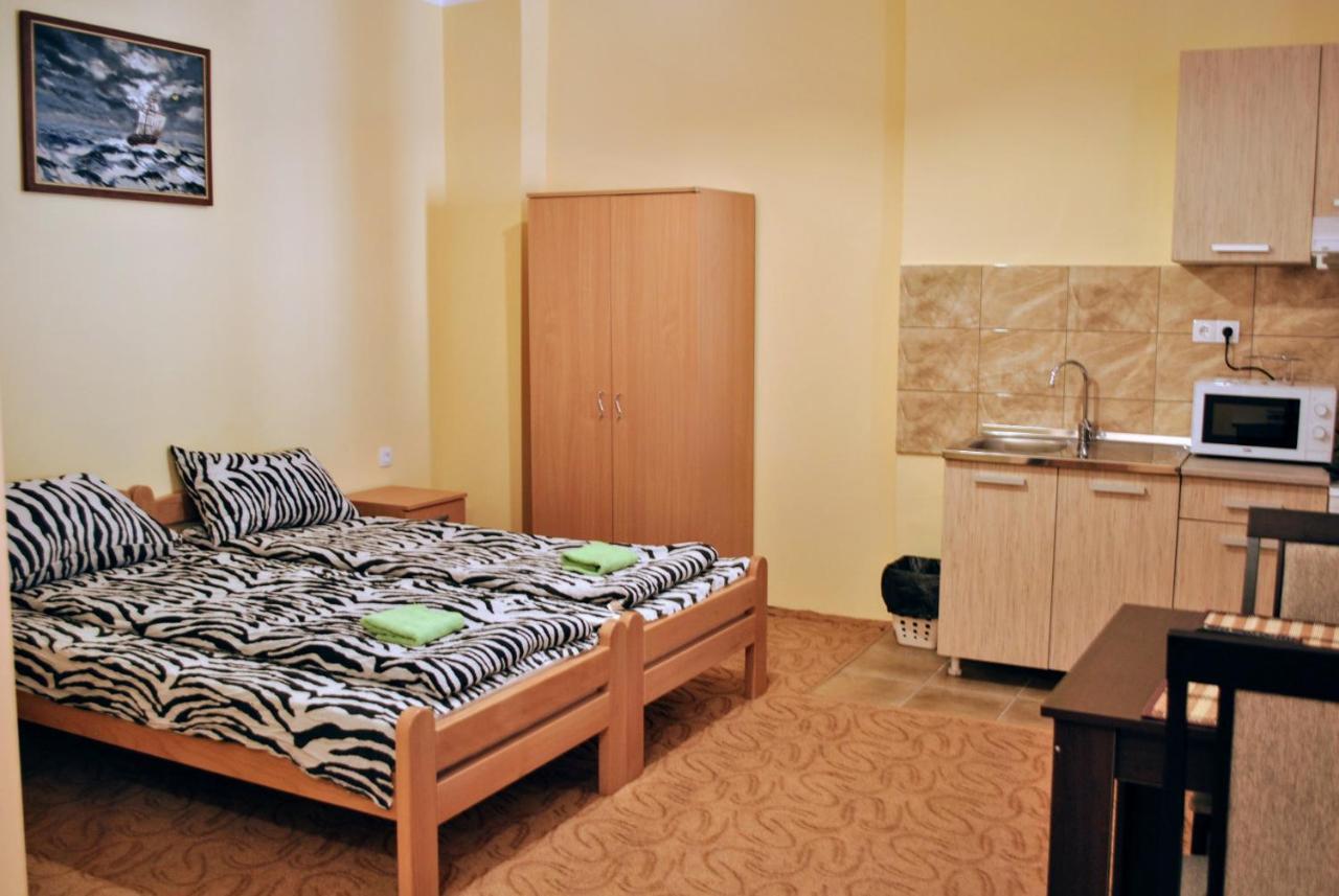 Hotel Eco Rural Tourism Association Skorenovac Extérieur photo