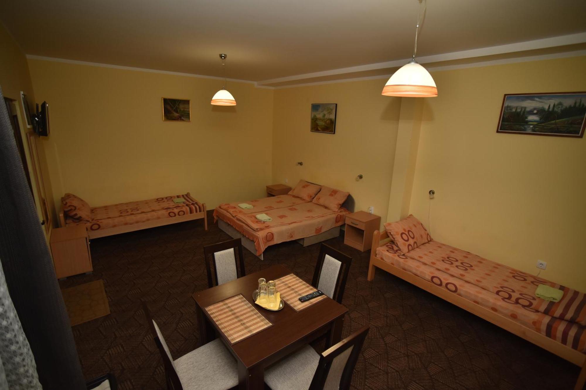 Hotel Eco Rural Tourism Association Skorenovac Extérieur photo