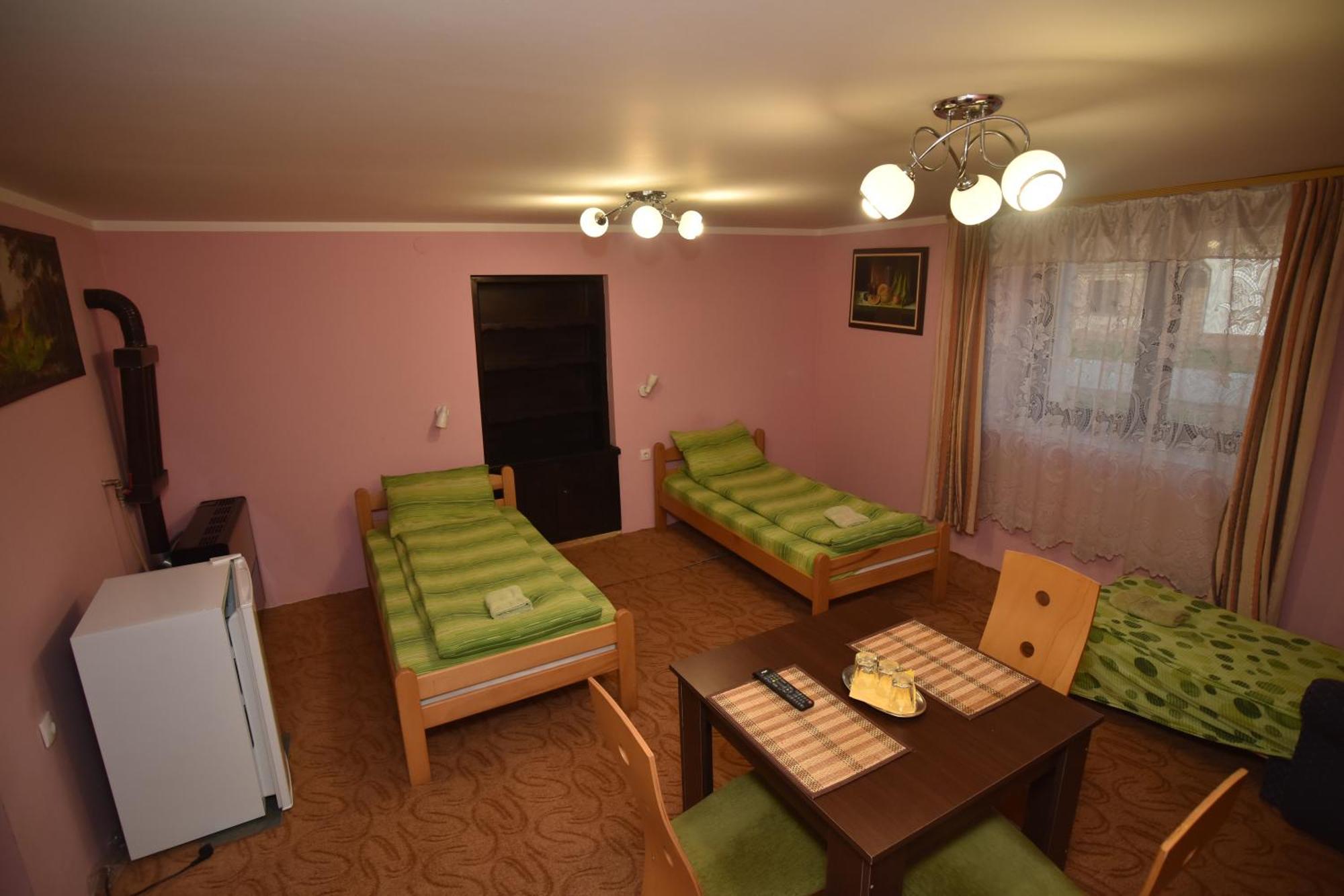 Hotel Eco Rural Tourism Association Skorenovac Extérieur photo