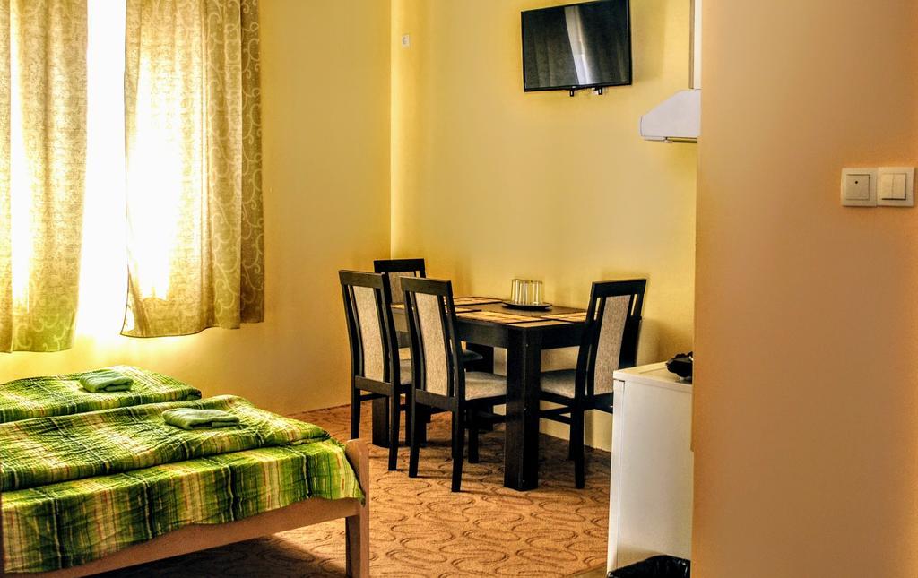 Hotel Eco Rural Tourism Association Skorenovac Extérieur photo